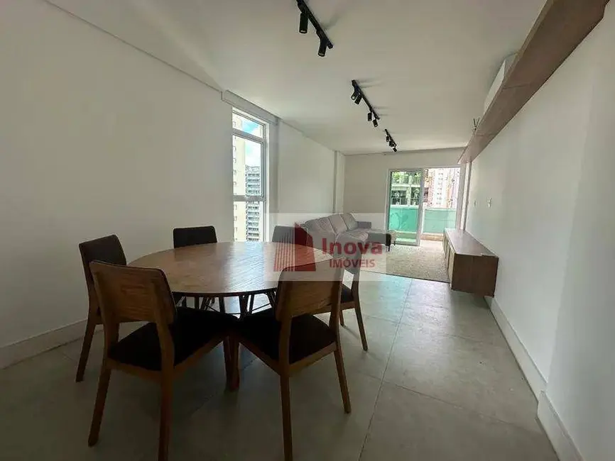 Apartamento com 4 quartos à venda, 200m2 em Centro, Juiz De Fora - MG - imagem 5 Foto 5 de Apartamento com 4 quartos à venda, 200m2 em Centro, Juiz De Fora - MG