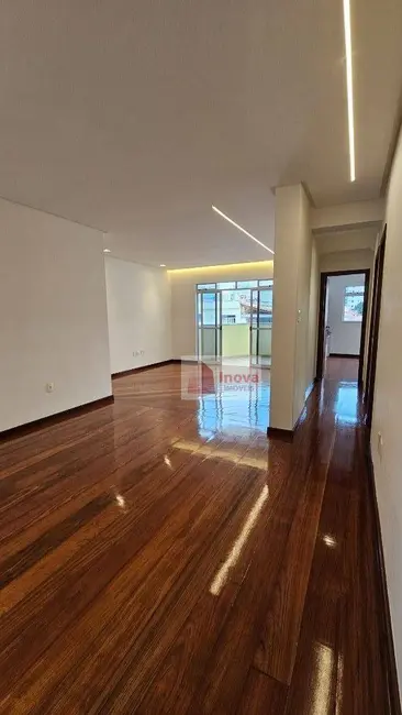 Apartamento com 3 quartos à venda, 160m2 em Santa Helena, Juiz De Fora - MG - imagem 4 Foto 4 de Apartamento com 3 quartos à venda, 160m2 em Santa Helena, Juiz De Fora - MG