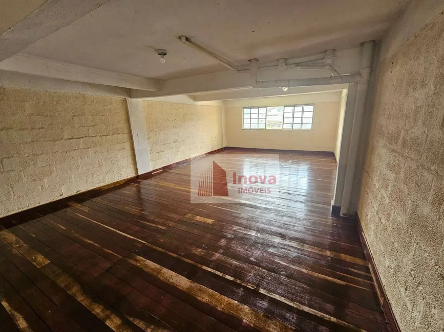 Loja para alugar, 104m2 em Aeroporto, Juiz De Fora - MG - imagem 9 Foto 9 de Loja para alugar, 104m2 em Aeroporto, Juiz De Fora - MG