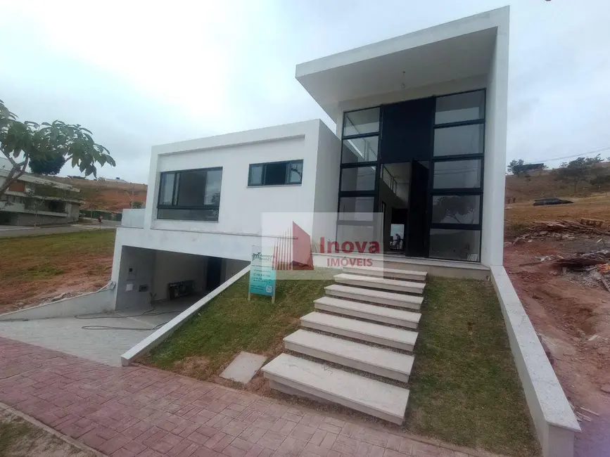 Casa de Condomínio com 3 quartos à venda, 300m2 em Salvaterra, Juiz De Fora - MG - imagem 5 Foto 5 de Casa de Condomínio com 3 quartos à venda, 300m2 em Salvaterra, Juiz De Fora - MG