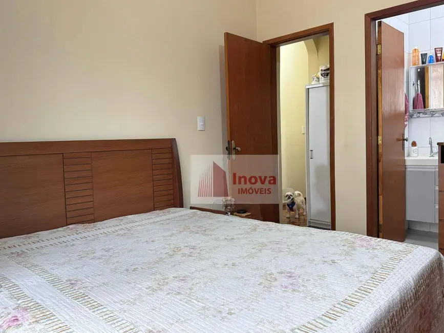 Foto 5 de Apartamento com 3 quartos à venda, 110m2 em Granbery, Juiz De Fora - MG