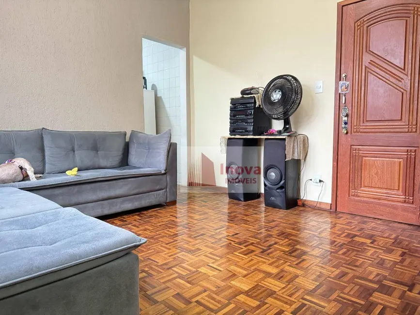 Foto 4 de Apartamento com 3 quartos à venda, 110m2 em Granbery, Juiz De Fora - MG