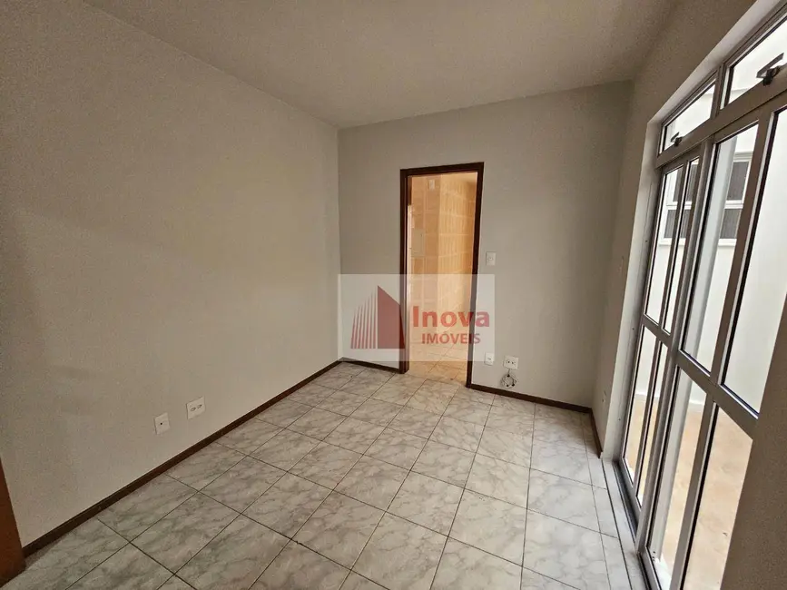 Apartamento com 1 quarto à venda, 50m2 em Granbery, Juiz De Fora - MG - imagem 4 Foto 4 de Apartamento com 1 quarto à venda, 50m2 em Granbery, Juiz De Fora - MG