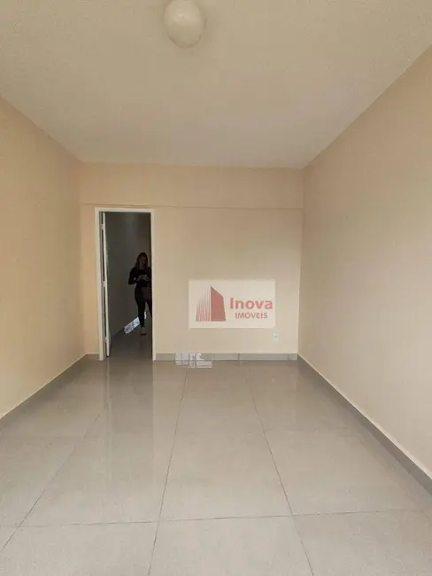 Apartamento com 1 quarto para alugar, 45m2 em Centro, Juiz De Fora - MG - imagem 6 Foto 6 de Apartamento com 1 quarto para alugar, 45m2 em Centro, Juiz De Fora - MG