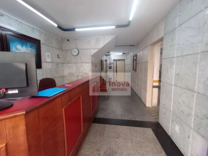 Apartamento com 1 quarto à venda, 35m2 em Centro, Juiz De Fora - MG - imagem 3 Foto 3 de Apartamento com 1 quarto à venda, 35m2 em Centro, Juiz De Fora - MG