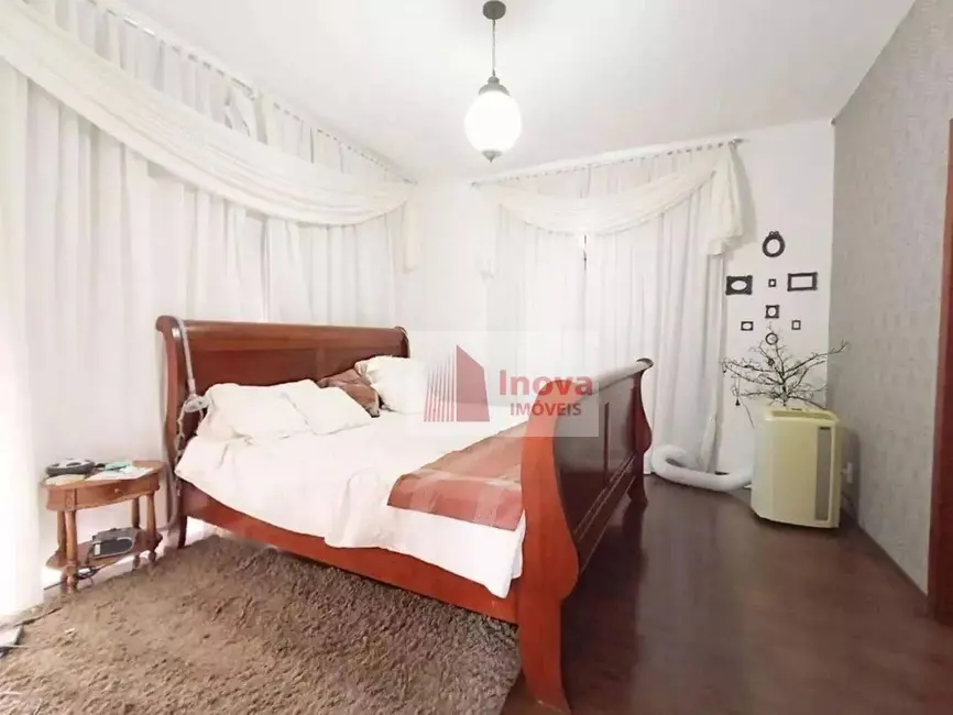 Casa de Condomínio com 5 quartos à venda, 390m2 em São Pedro, Juiz De Fora - MG - imagem 9 Foto 9 de Casa de Condomínio com 5 quartos à venda, 390m2 em São Pedro, Juiz De Fora - MG