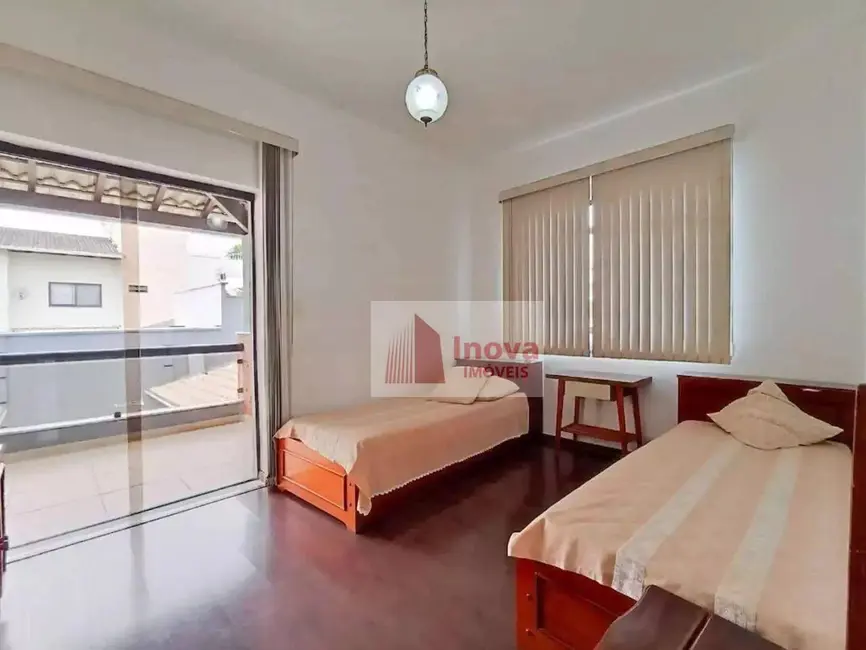 Casa de Condomínio com 5 quartos à venda, 390m2 em São Pedro, Juiz De Fora - MG - imagem 5 Foto 5 de Casa de Condomínio com 5 quartos à venda, 390m2 em São Pedro, Juiz De Fora - MG