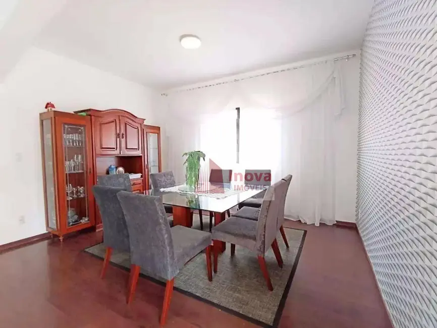 Casa de Condomínio com 5 quartos à venda, 390m2 em São Pedro, Juiz De Fora - MG - imagem 7 Foto 7 de Casa de Condomínio com 5 quartos à venda, 390m2 em São Pedro, Juiz De Fora - MG