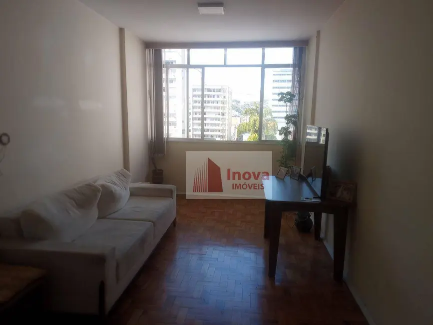 Apartamento com 2 quartos à venda, 82m2 em Centro, Juiz De Fora - MG - imagem 4 Foto 4 de Apartamento com 2 quartos à venda, 82m2 em Centro, Juiz De Fora - MG
