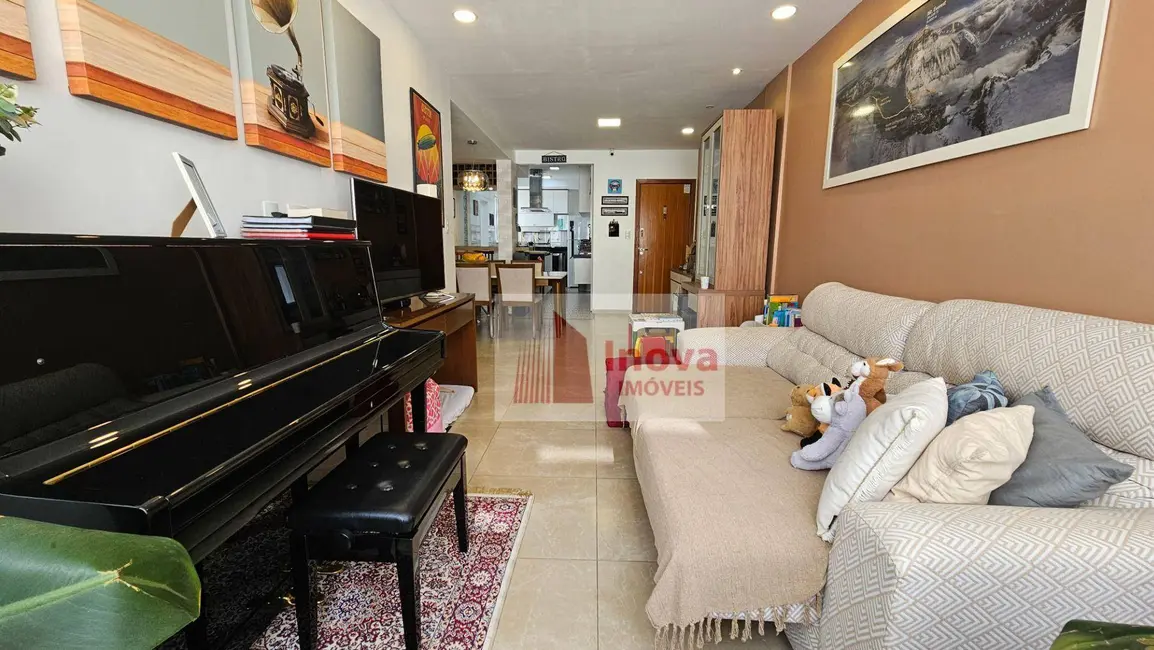 Apartamento com 3 quartos à venda, 134m2 em São Mateus, Juiz De Fora - MG - imagem 8 Foto 8 de Apartamento com 3 quartos à venda, 134m2 em São Mateus, Juiz De Fora - MG