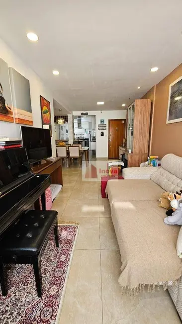 Apartamento com 3 quartos à venda, 134m2 em São Mateus, Juiz De Fora - MG - imagem 9 Foto 9 de Apartamento com 3 quartos à venda, 134m2 em São Mateus, Juiz De Fora - MG