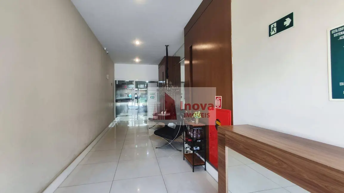 Apartamento com 1 quarto para alugar, 57m2 em São Mateus, Juiz De Fora - MG - imagem 3 Foto 3 de Apartamento com 1 quarto para alugar, 57m2 em São Mateus, Juiz De Fora - MG