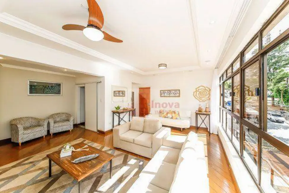 Foto 1 de Apartamento com 3 quartos à venda, 212m2 em Centro, Juiz De Fora - MG