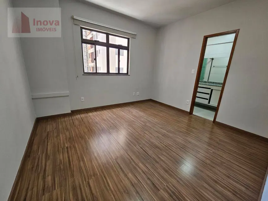 Foto 8 de Apartamento com 3 quartos à venda, 110m2 em São Mateus, Juiz De Fora - MG