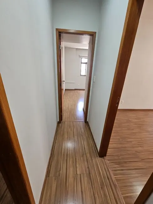 Foto 6 de Apartamento com 3 quartos à venda, 110m2 em São Mateus, Juiz De Fora - MG