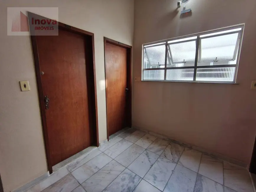 Foto 4 de Apartamento com 1 quarto para alugar, 49m2 em Juiz De Fora - MG