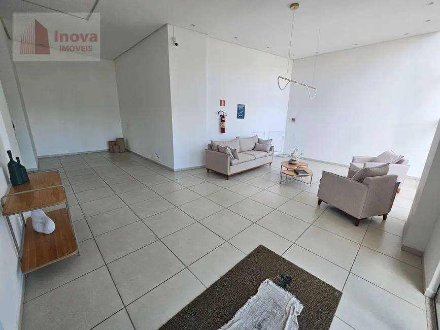 Foto 3 de Apartamento com 2 quartos à venda, 90m2 em Juiz De Fora - MG