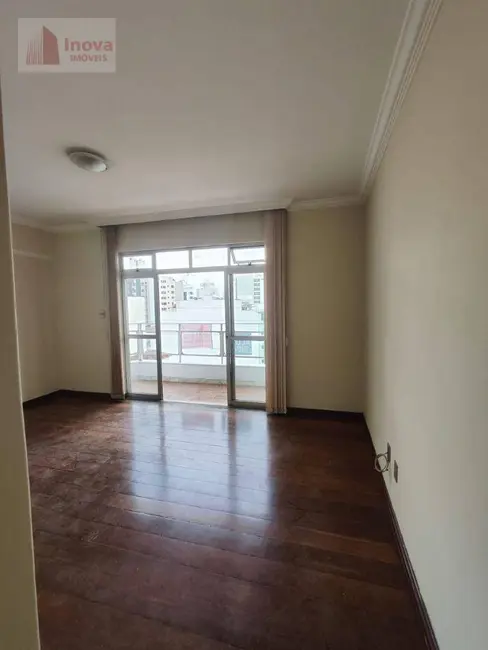 Foto 5 de Apartamento com 2 quartos para alugar, 108m2 em Granbery, Juiz De Fora - MG