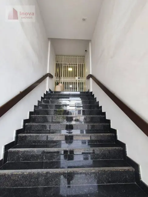 Foto 2 de Apartamento com 2 quartos para alugar, 108m2 em Granbery, Juiz De Fora - MG