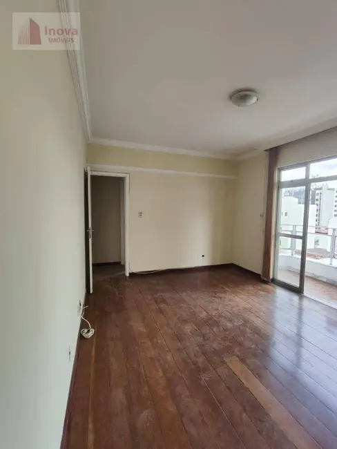 Foto 6 de Apartamento com 2 quartos para alugar, 108m2 em Granbery, Juiz De Fora - MG