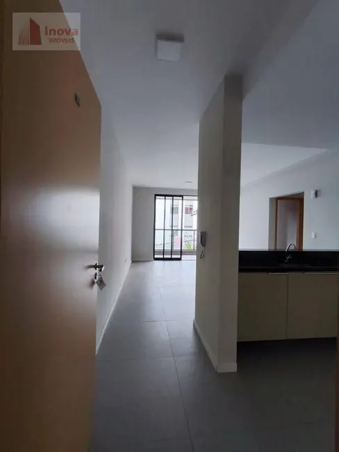 Foto 4 de Apartamento com 2 quartos para alugar, 80m2 em São Mateus, Juiz De Fora - MG