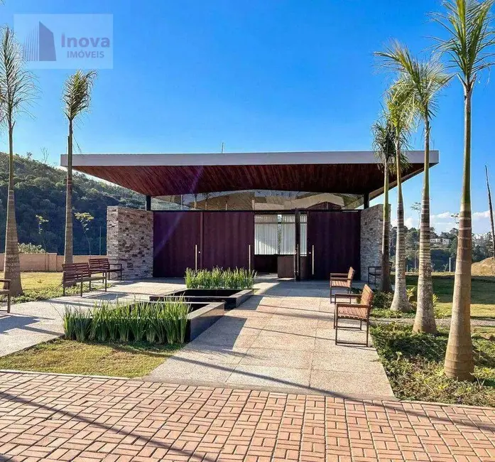 Casa de Condomínio com 4 quartos à venda, 300m2 em Salvaterra, Juiz De Fora - MG - imagem 9 Foto 9 de Casa de Condomínio com 4 quartos à venda, 300m2 em Salvaterra, Juiz De Fora - MG