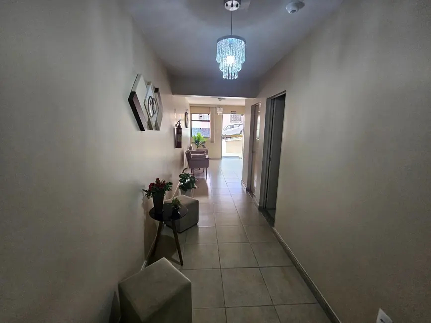 Apartamento com 2 quartos à venda, 90m2 em Centro, Juiz De Fora - MG - imagem 3 Foto 3 de Apartamento com 2 quartos à venda, 90m2 em Centro, Juiz De Fora - MG