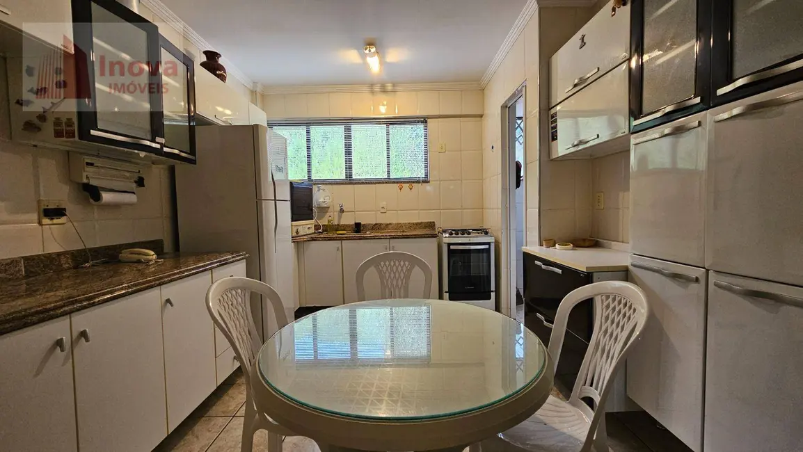 Apartamento com 3 quartos para alugar, 123m2 em Bom Pastor, Juiz De Fora - MG - imagem 8 Foto 8 de Apartamento com 3 quartos para alugar, 123m2 em Bom Pastor, Juiz De Fora - MG