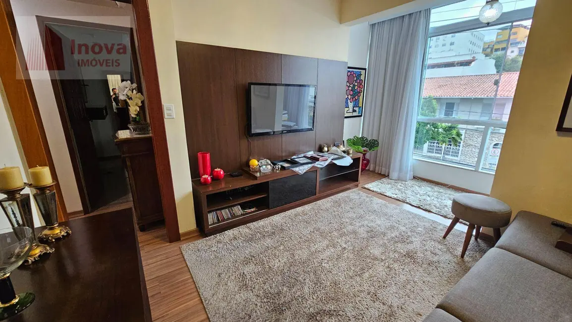 Apartamento com 4 quartos à venda, 172m2 em Juiz De Fora - MG - imagem 6 Foto 6 de Apartamento com 4 quartos à venda, 172m2 em Juiz De Fora - MG