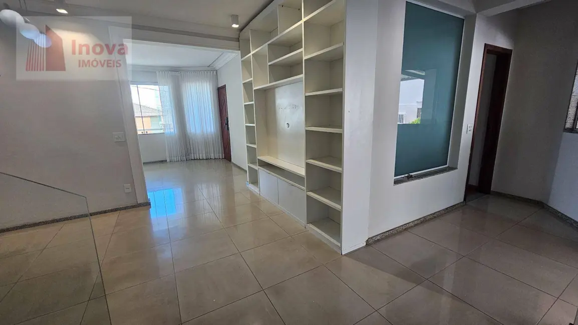 Foto 9 de Casa de Condomínio com 4 quartos à venda, 600m2 em Juiz De Fora - MG