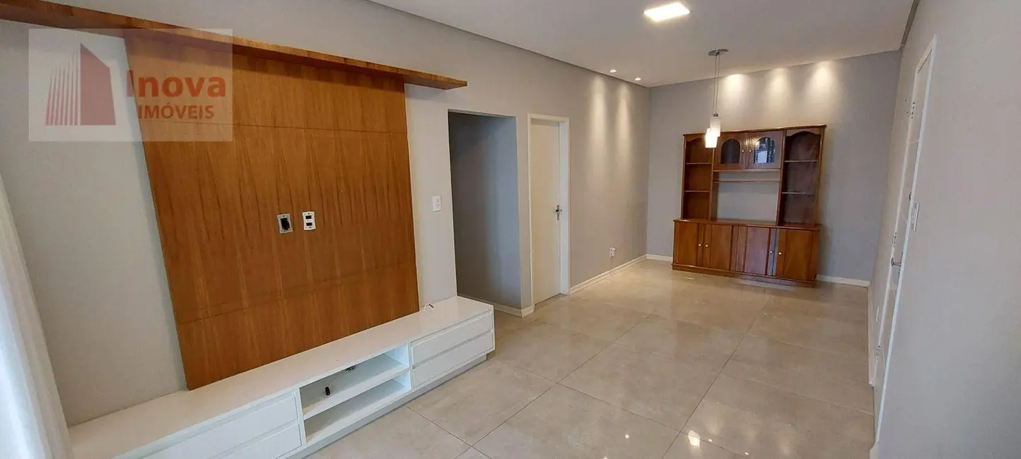 Foto 1 de Apartamento com 2 quartos à venda, 206m2 em Juiz De Fora - MG