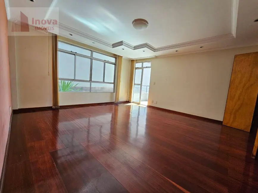 Apartamento com 3 quartos à venda, 129m2 em Cascatinha, Juiz De Fora - MG - imagem 1 Foto 1 de Apartamento com 3 quartos à venda, 129m2 em Cascatinha, Juiz De Fora - MG
