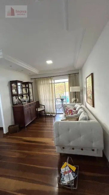 Foto 4 de Apartamento com 3 quartos à venda, 147m2 em Cascatinha, Juiz De Fora - MG