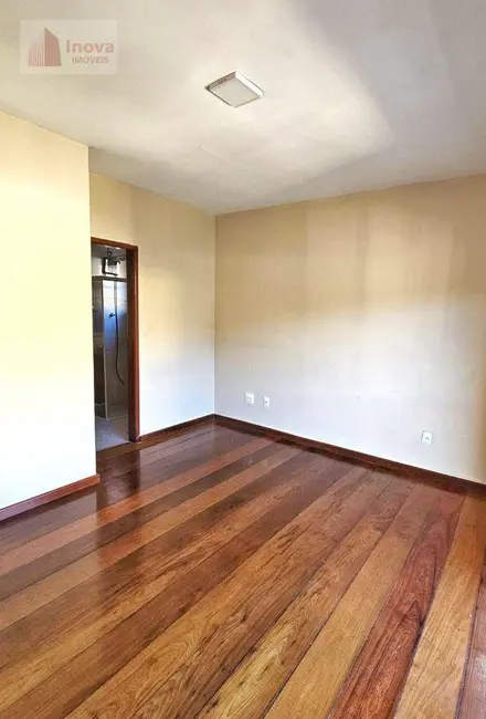 Foto 8 de Cobertura com 3 quartos à venda, 227m2 em Santa Cecília, Juiz De Fora - MG