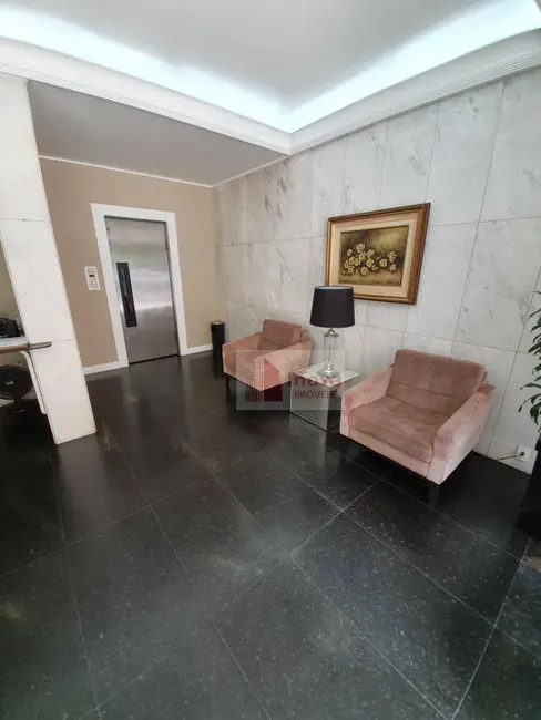 Foto 2 de Apartamento com 4 quartos à venda, 230m2 em Centro, Juiz De Fora - MG