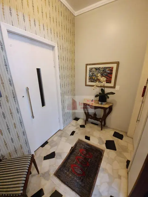 Apartamento com 4 quartos à venda, 230m2 em Centro, Juiz De Fora - MG - imagem 3 Foto 3 de Apartamento com 4 quartos à venda, 230m2 em Centro, Juiz De Fora - MG