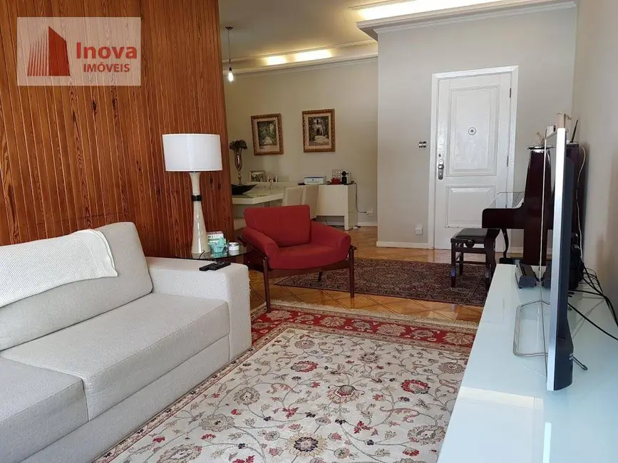 Apartamento com 3 quartos à venda, 152m2 em Centro, Juiz De Fora - MG - imagem 3 Foto 3 de Apartamento com 3 quartos à venda, 152m2 em Centro, Juiz De Fora - MG