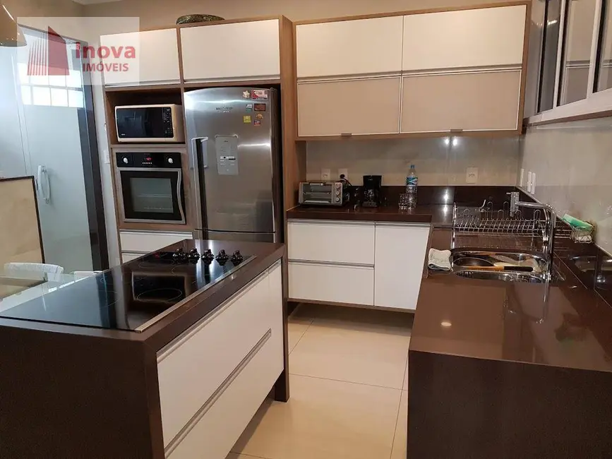Foto 1 de Apartamento com 3 quartos à venda, 152m2 em Centro, Juiz De Fora, MG