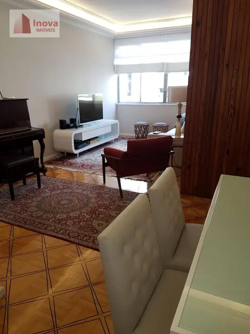 Apartamento com 3 quartos à venda, 152m2 em Centro, Juiz De Fora - MG - imagem 5 Foto 5 de Apartamento com 3 quartos à venda, 152m2 em Centro, Juiz De Fora - MG