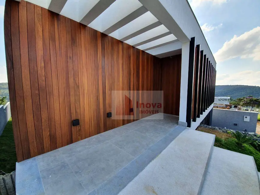 Foto 2 de Casa de Condomínio com 4 quartos à venda, 460m2 em Vina Del Mar, Juiz De Fora - MG