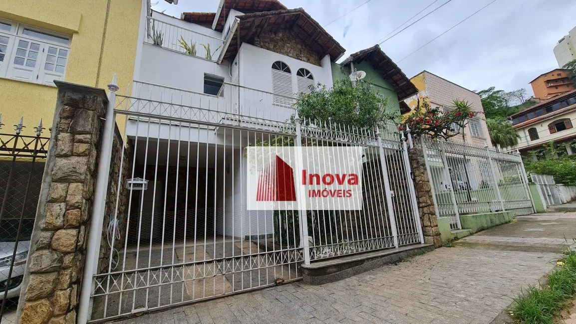 Foto 2 de Casa com 5 quartos à venda, 220m2 em Granbery, Juiz De Fora - MG