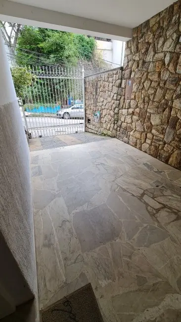 Foto 4 de Casa com 5 quartos à venda, 220m2 em Granbery, Juiz De Fora - MG