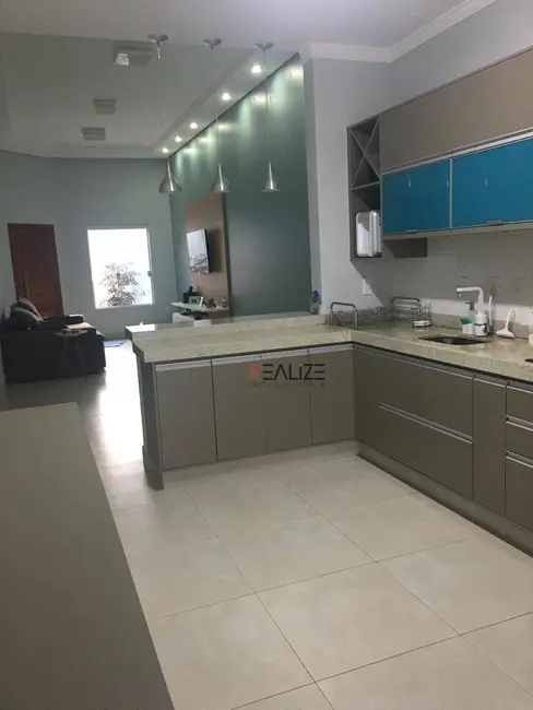 Foto 5 de Casa com 2 quartos à venda, 200m2 em Salto - SP