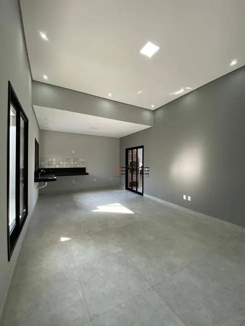 Foto 2 de Casa com 3 quartos à venda, 150m2 em Indaiatuba - SP
