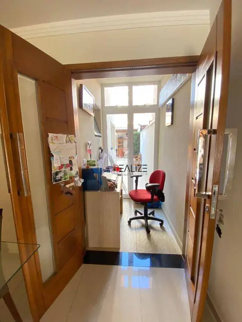 Foto 6 de Sobrado com 3 quartos à venda, 125m2 em Vila Lopes, Indaiatuba - SP