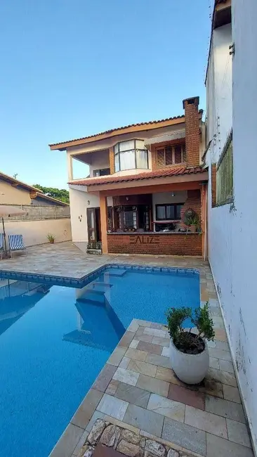 Foto 5 de Casa com 3 quartos à venda, 300m2 em Itanhaem - SP