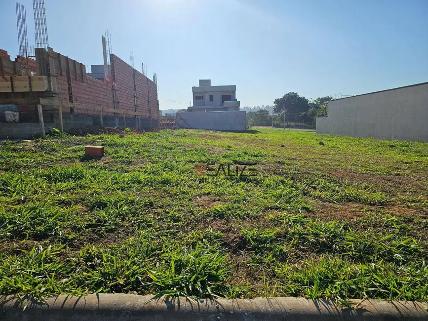 Foto 2 de Terreno / Lote à venda, 373m2 em Indaiatuba - SP