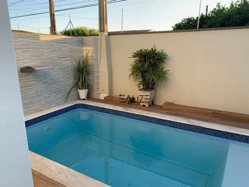 Casa com 3 quartos à venda, 253m2 em Jardim Olinda, Indaiatuba - SP - imagem 3 Foto 3 de Casa com 3 quartos à venda, 253m2 em Jardim Olinda, Indaiatuba - SP