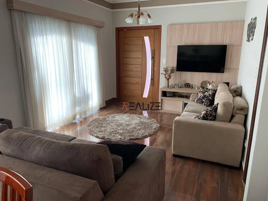 Casa com 3 quartos à venda, 253m2 em Jardim Olinda, Indaiatuba - SP - imagem 9 Foto 9 de Casa com 3 quartos à venda, 253m2 em Jardim Olinda, Indaiatuba - SP