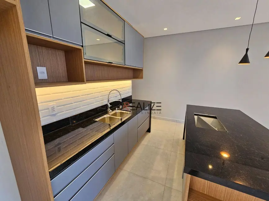 Casa de Condomínio com 3 quartos à venda, 208m2 em Indaiatuba - SP - imagem 9 Foto 9 de Casa de Condomínio com 3 quartos à venda, 208m2 em Indaiatuba - SP